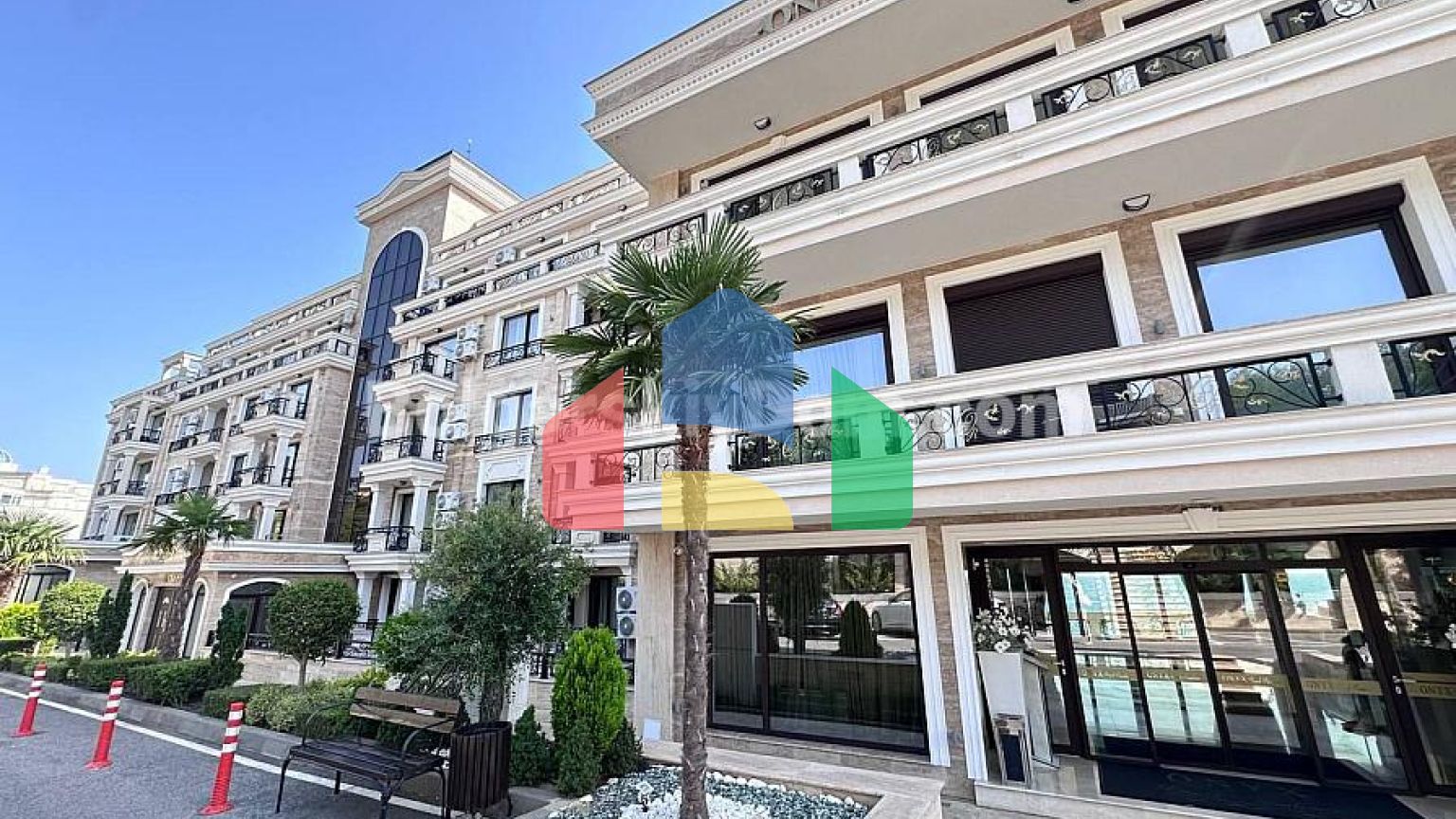 Двокімнатна квартира в Онікс