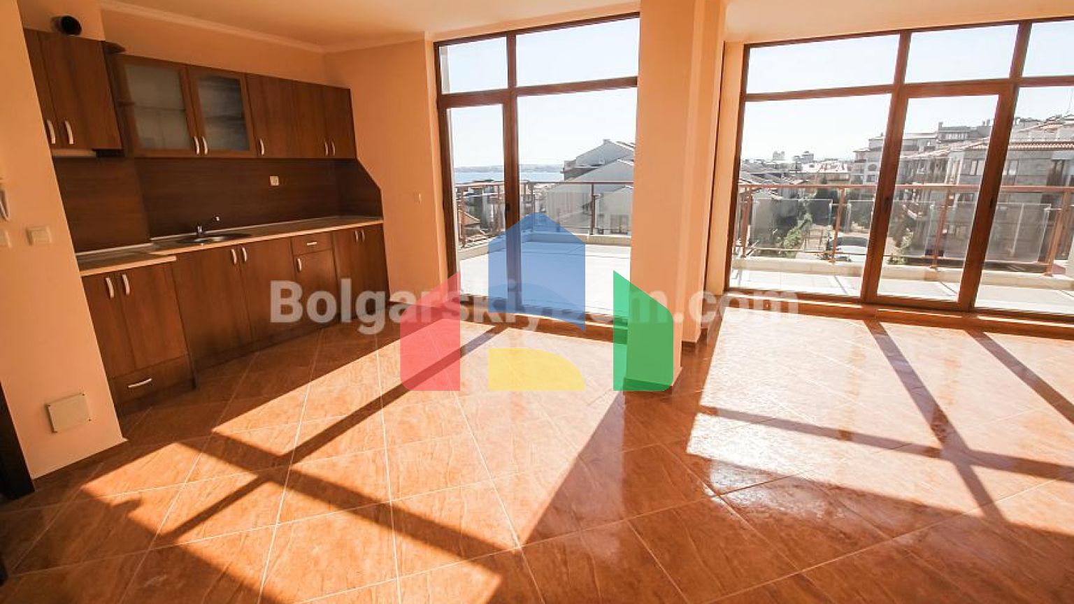 Трикімнатний пентхаус в Хелиос