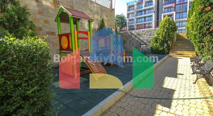 Трикімнатний пентхаус в Хелиос