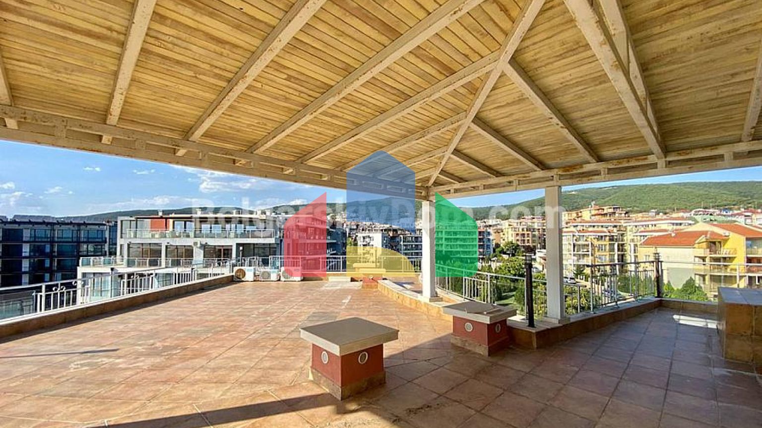 Пентхаус в Сан Вейв