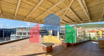 Пентхаус в Сан Вейв