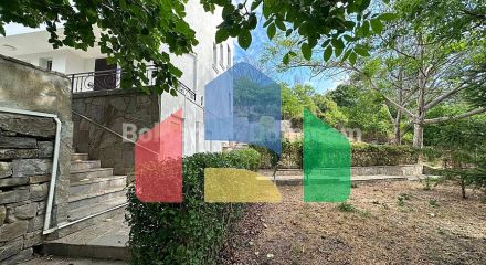 Четырехэтажный дом в Святом Власе