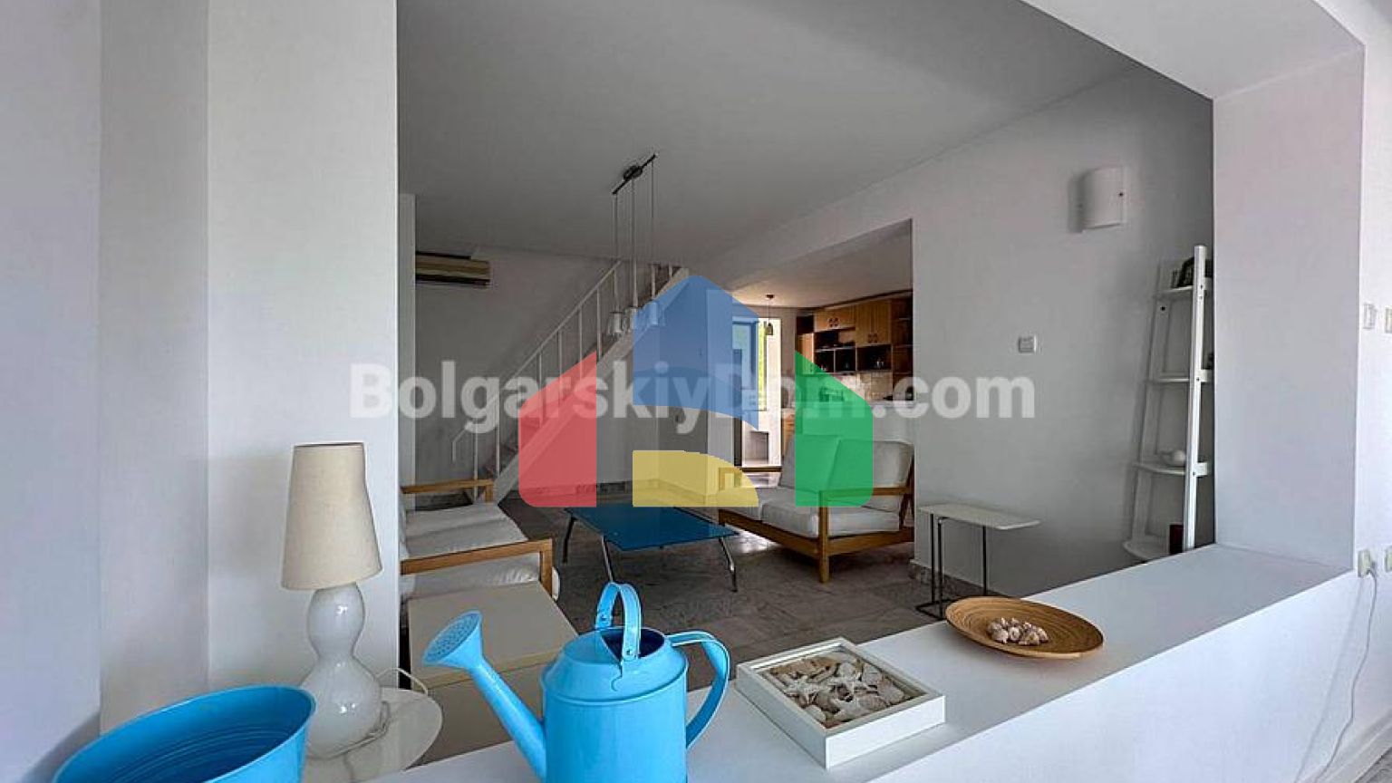 Четырехэтажный дом в Святом Власе