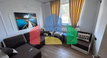 One-bedroom apartment in Freedom