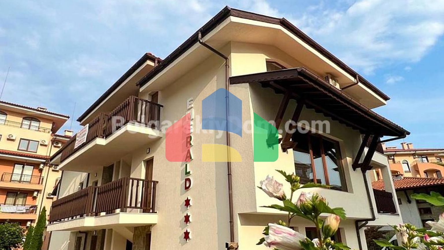 Трикімнатна квартира в Емеральд Біч