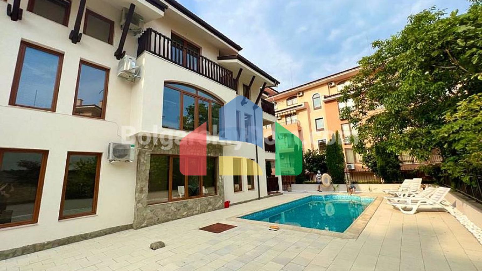 Трикімнатна квартира в Емеральд Біч