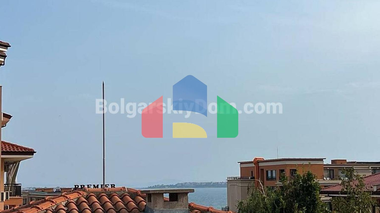 Трикімнатна квартира в Емеральд Біч