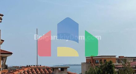 Трикімнатна квартира в Емеральд Біч