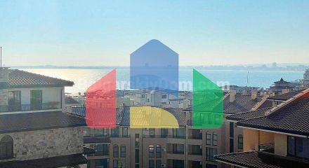 Трикімнатна квартира в Артур