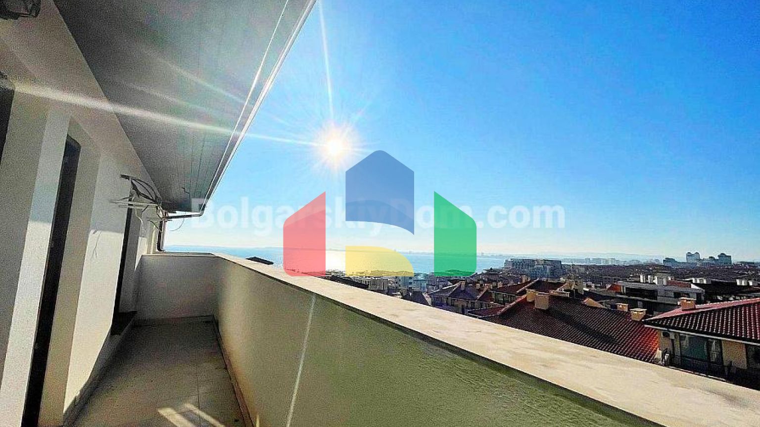 Трикімнатна квартира в Артур