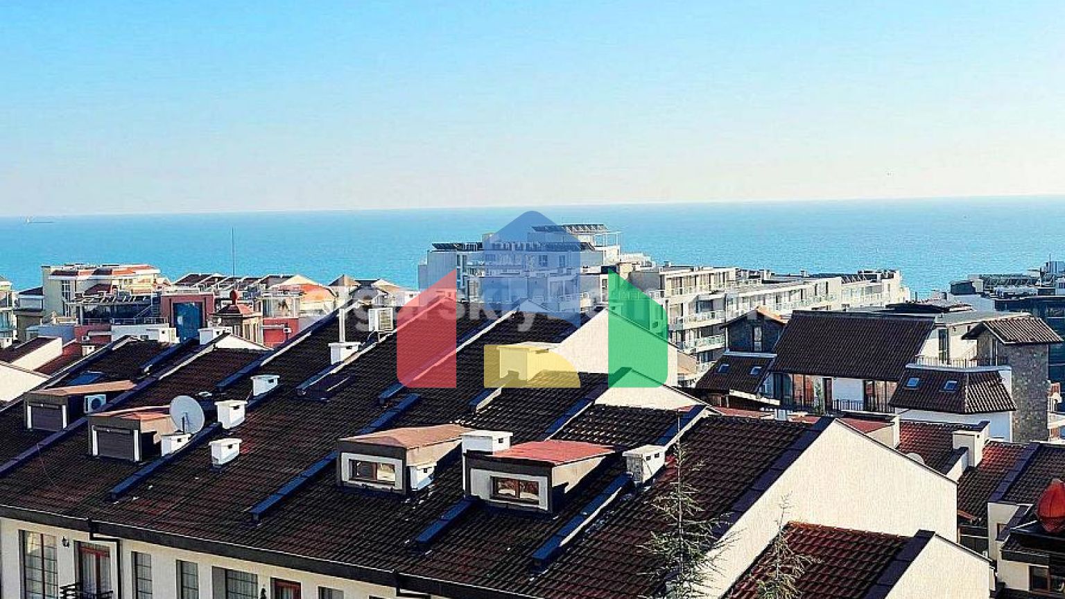 Трикімнатна квартира в Артур