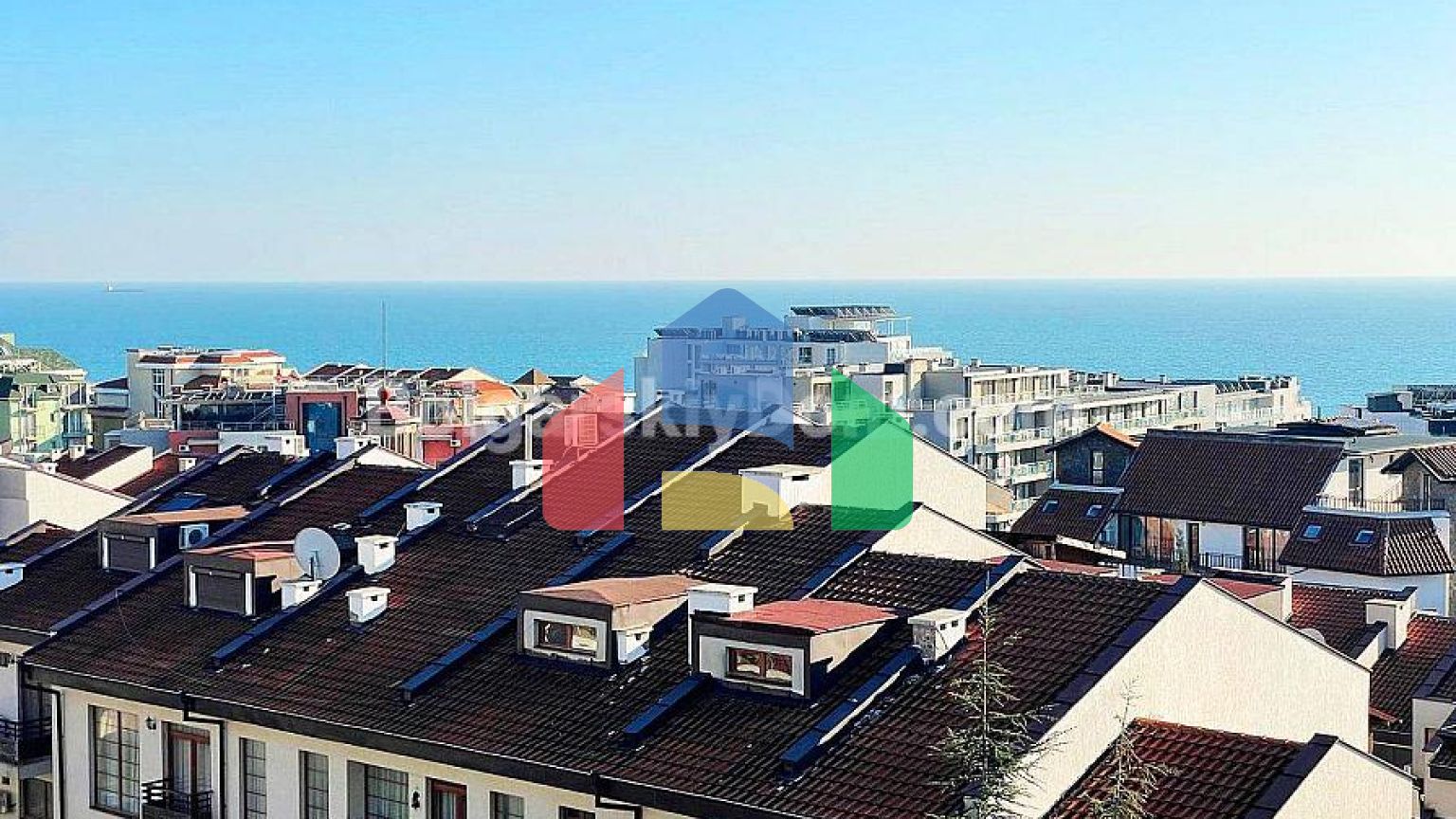 Трикімнатна квартира в Артур