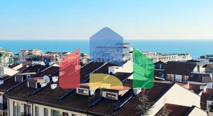 Трикімнатна квартира в Артур