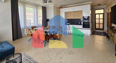 Дом в Венид Эко Виллидж