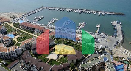 Трикімнатна квартира в Шато Несебр