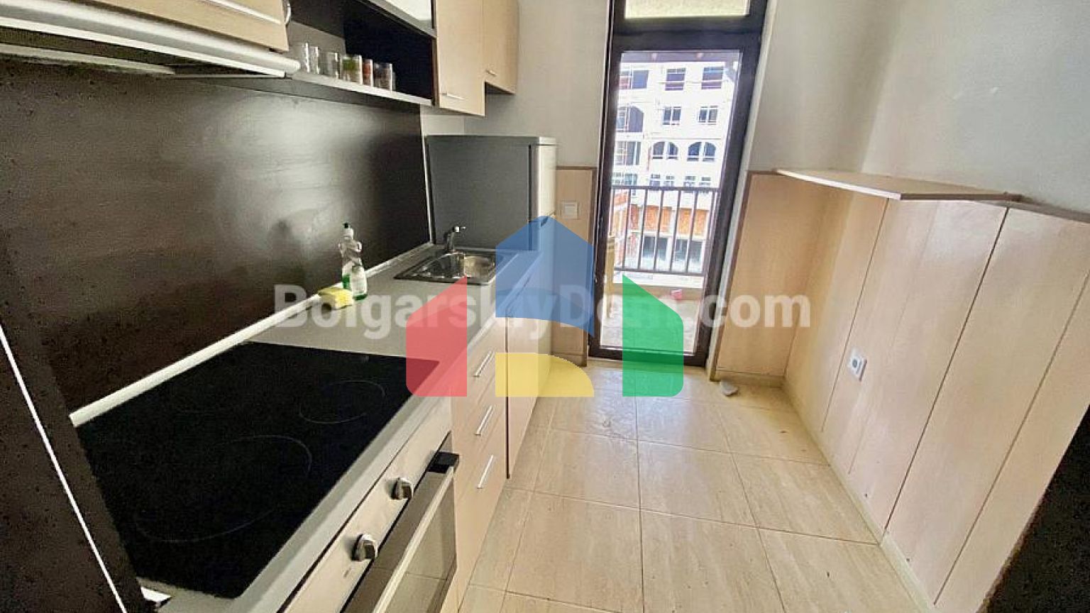 Трикімнатна квартира в Етера 2