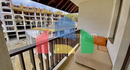 Трикімнатна квартира в Етера 2