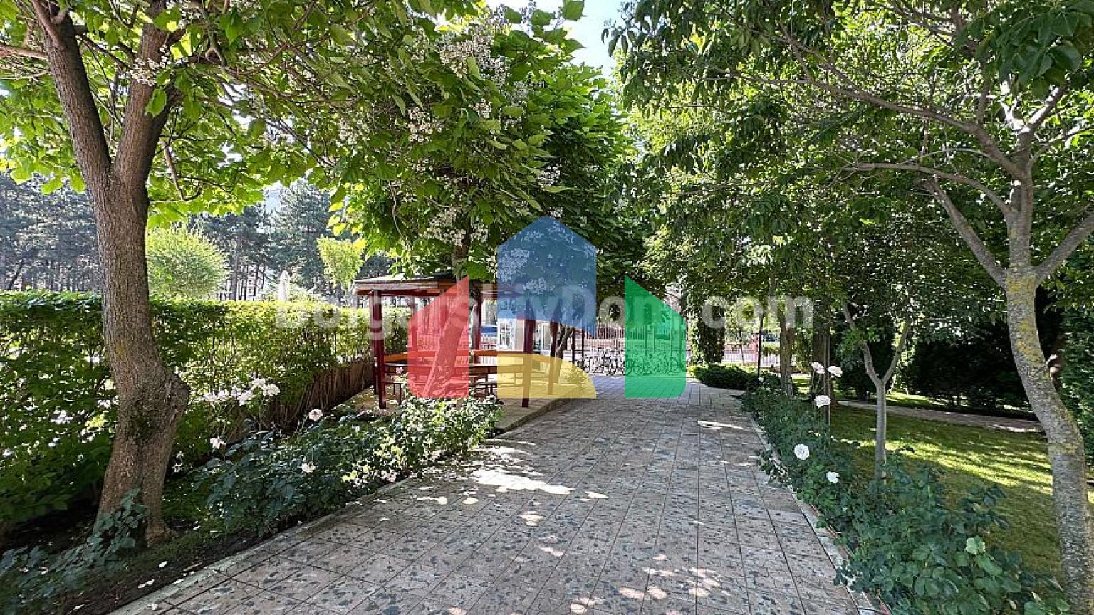 Трикімнатна квартира в Грін Форті