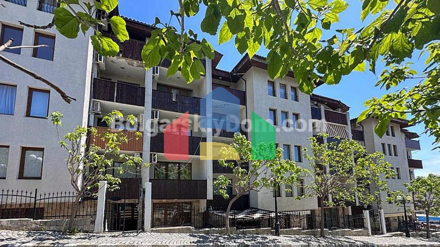 Квартира-студія в Шато Несебр