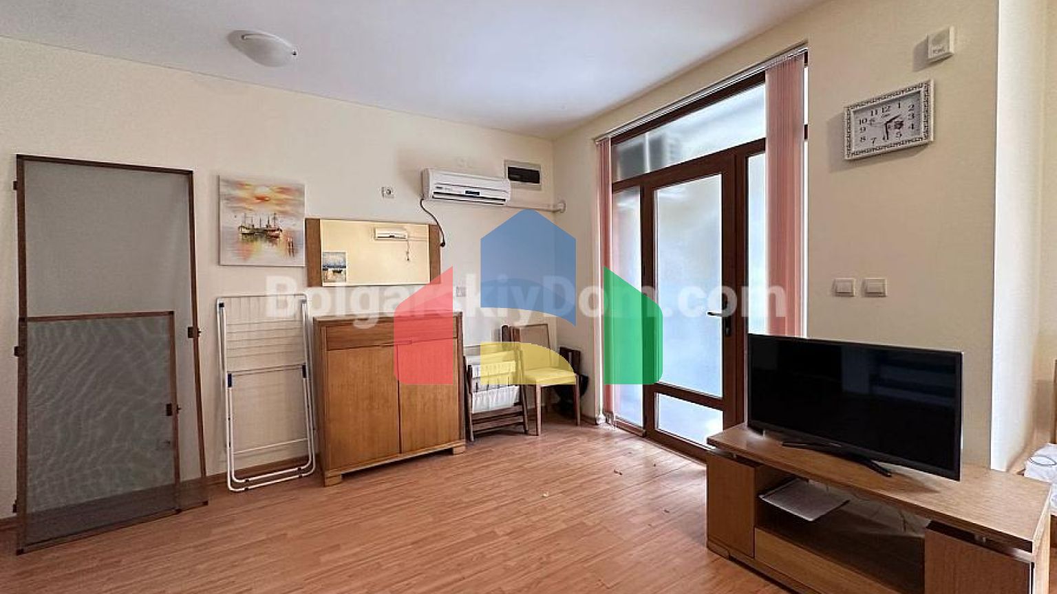 Двоповерхова квартира в Райський Сад