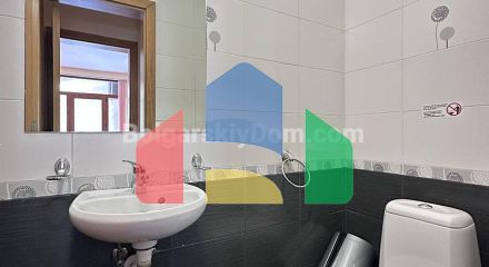 Двоповерхова квартира в Райський Сад