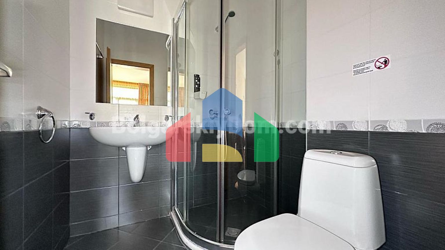 Двоповерхова квартира в Райський Сад