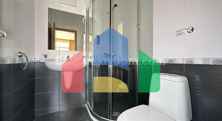 Двоповерхова квартира в Райський Сад