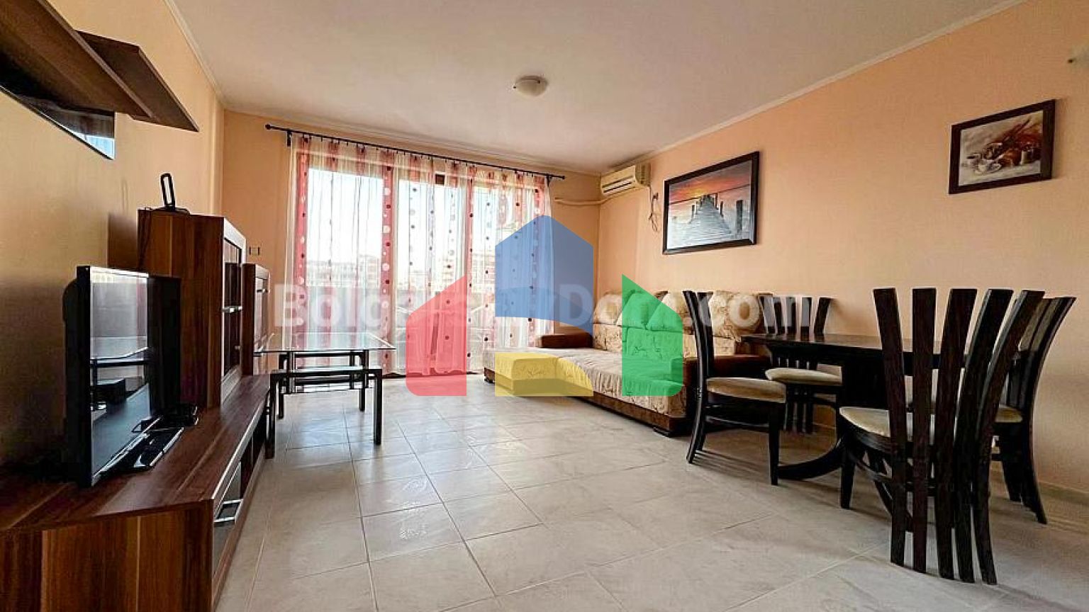 Двокімнатна квартира в Шато Несебр