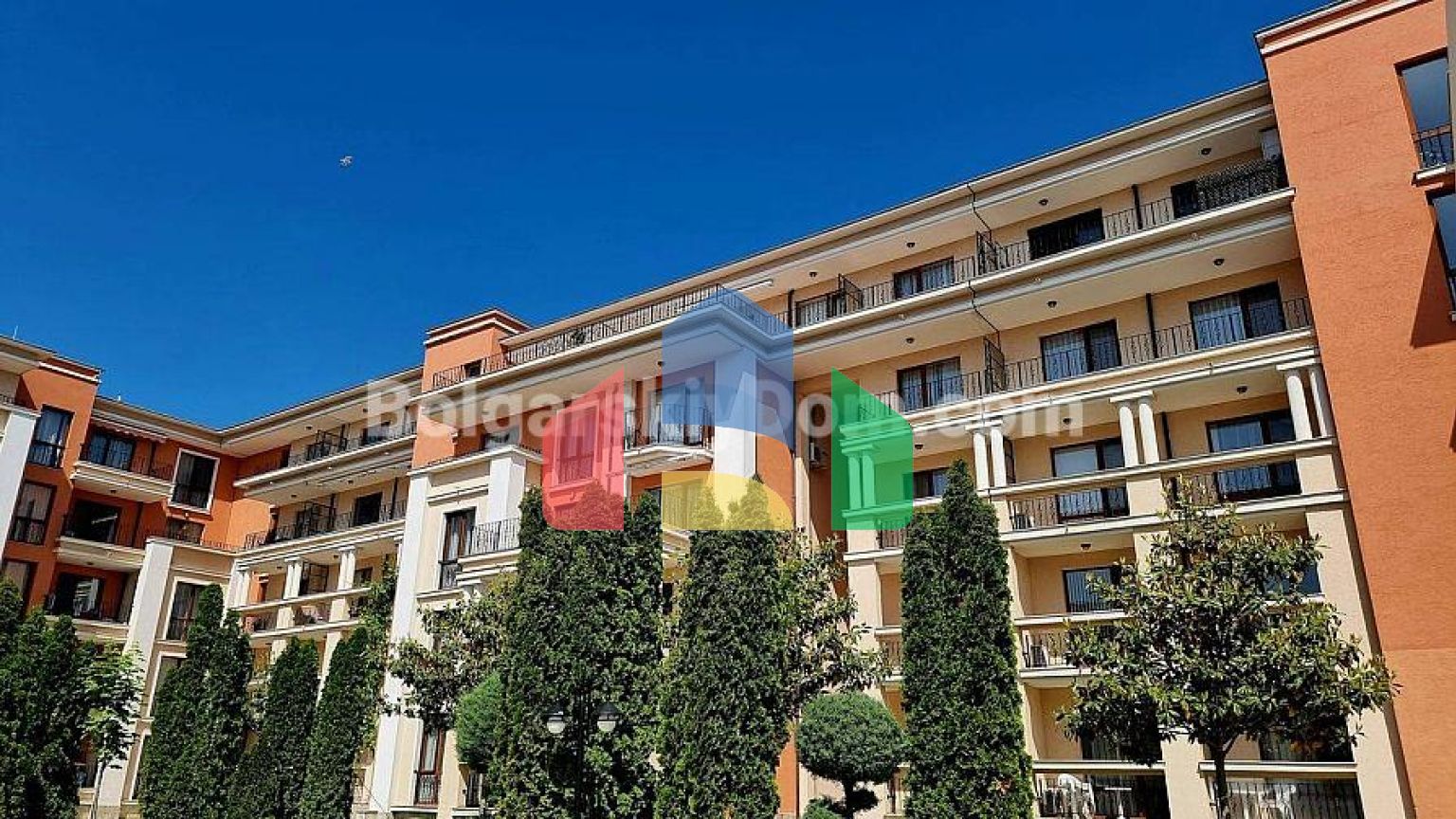 Трехкомнатная квартира в Престиж Форт Бич