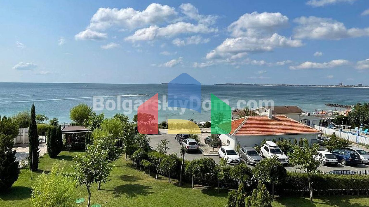 Трехкомнатная квартира в Престиж Форт Бич