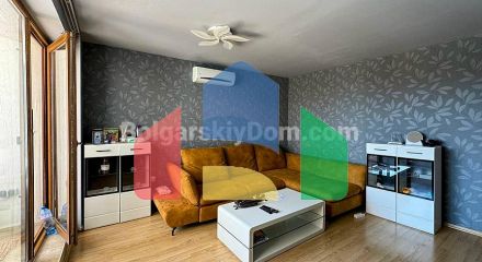 Two-bedroom apartment in Garden of Eden
