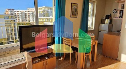 Двокімнатна квартира з панорамним видом на море в Краун Форт Клуб