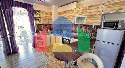 Трикімнатна квартира в Вілла Флоренція