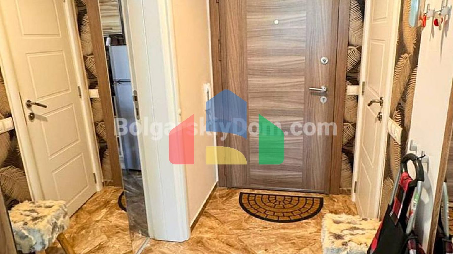 Трикімнатна квартира в Вілла Флоренція