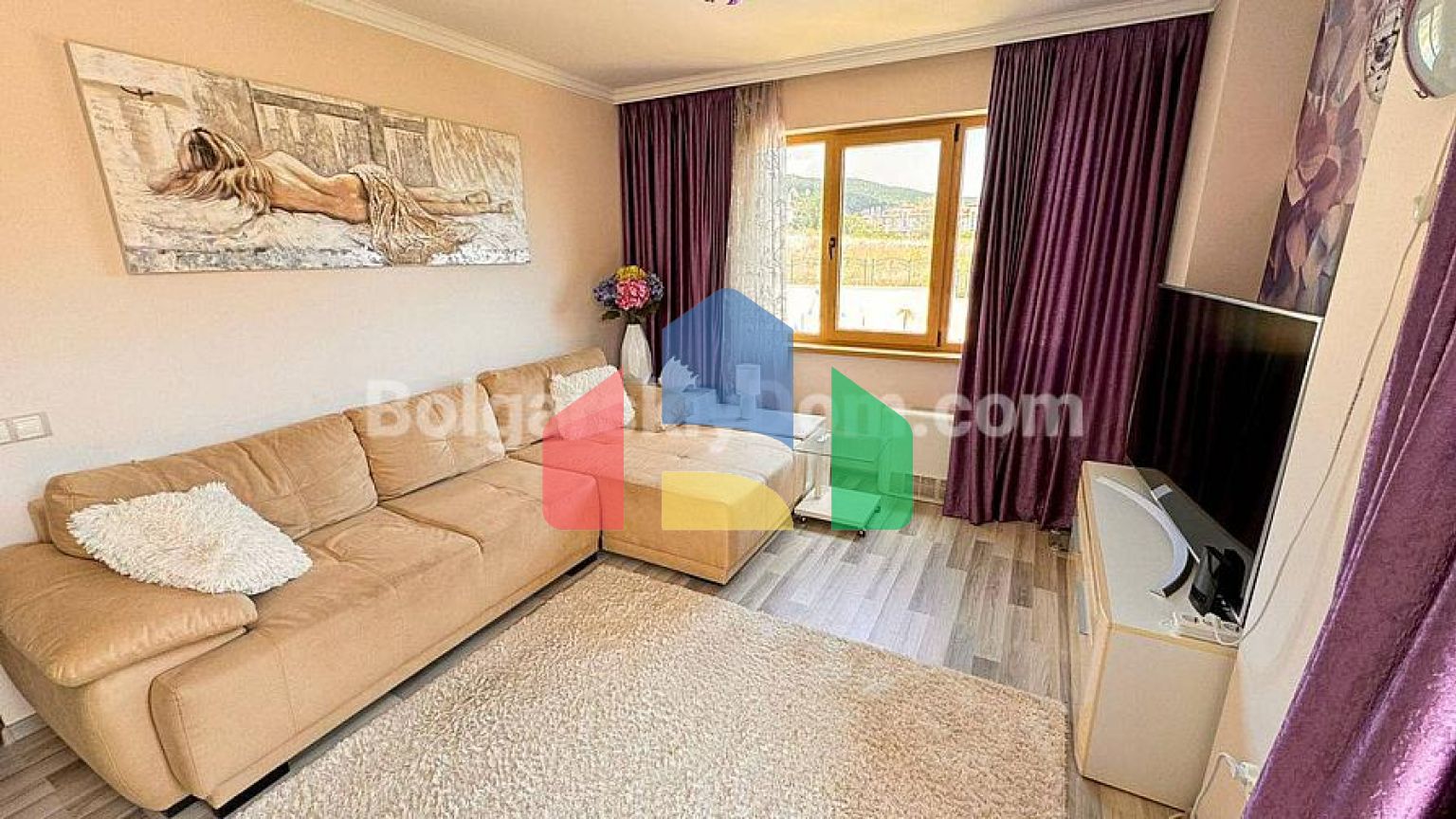 Трикімнатна квартира в Вілла Флоренція