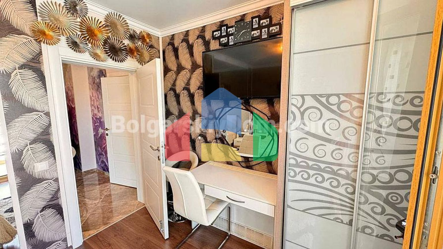 Трикімнатна квартира в Вілла Флоренція