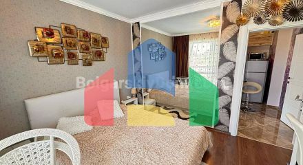 Трикімнатна квартира в Вілла Флоренція