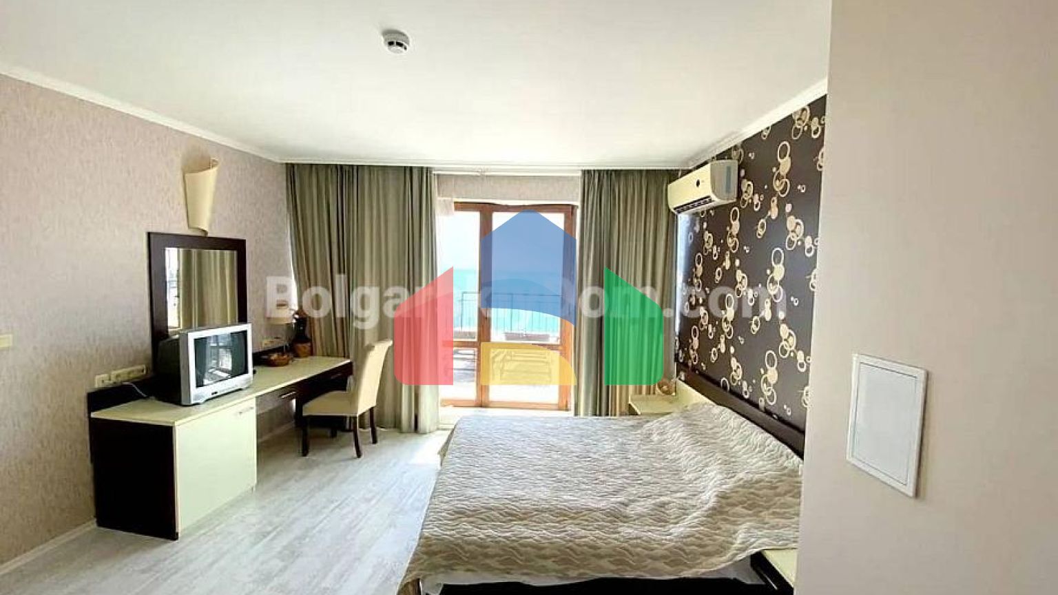 Двухкомнатная квартира в Си Винд