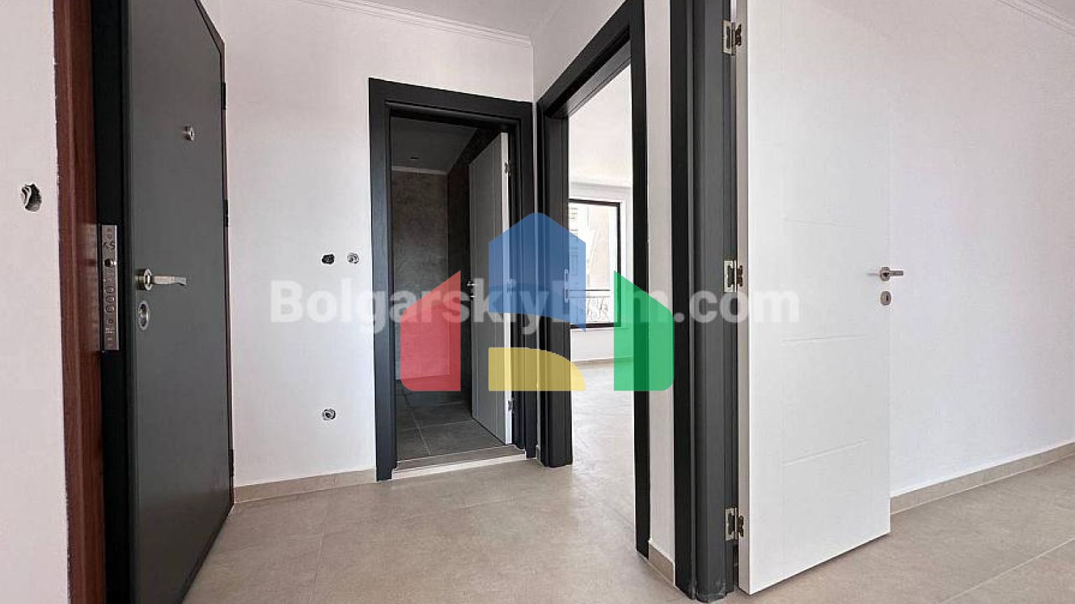 Трикімнатна квартира в Імперіум