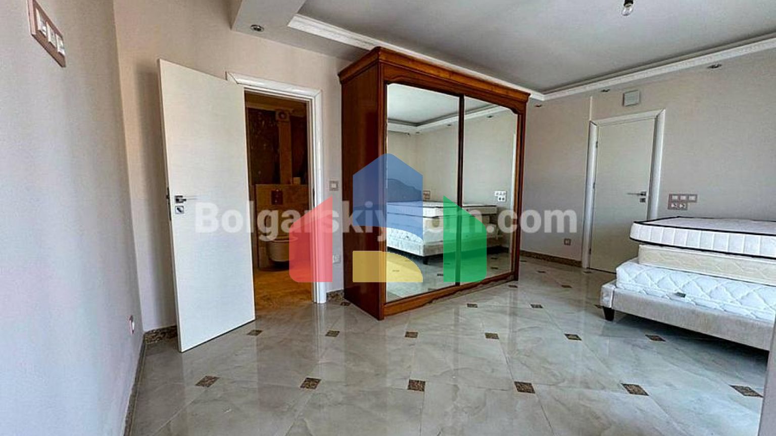 Пентхаус у Вілла Калабрія