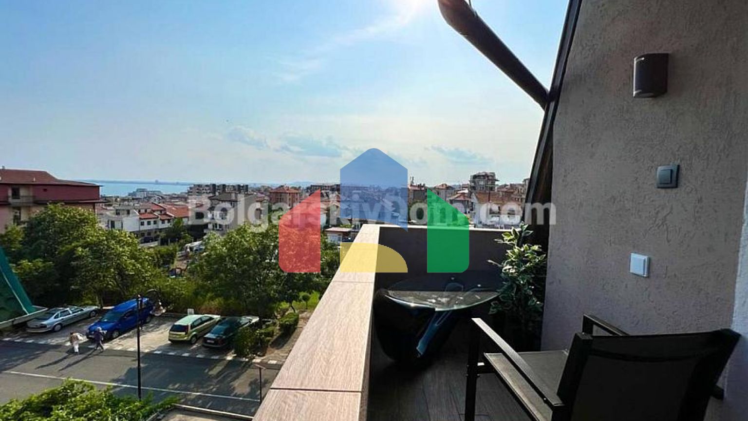 Трикімнатна квартира у Фрідом