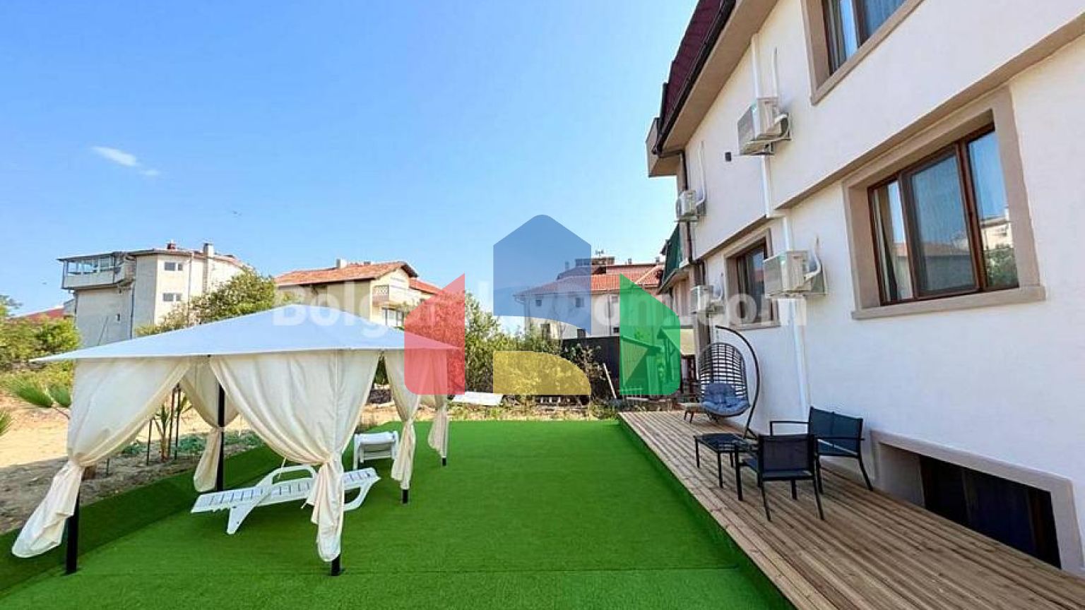 Трикімнатна квартира у Фрідом