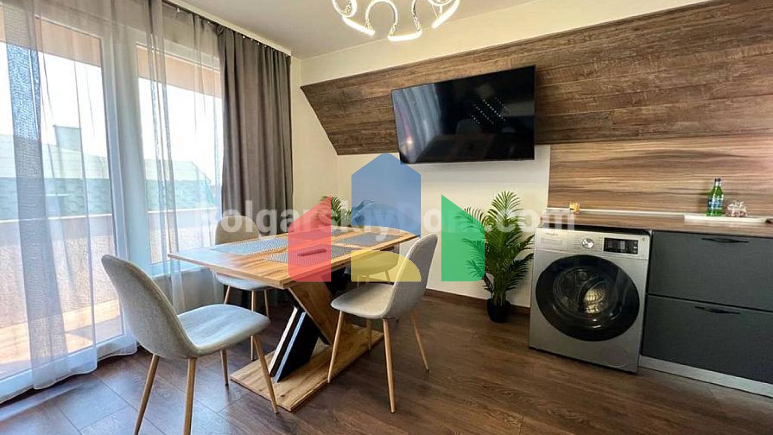 Трикімнатна квартира у Фрідом