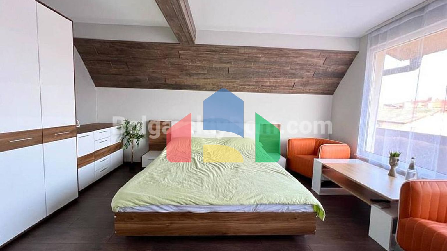 Трикімнатна квартира у Фрідом