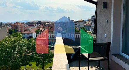 Трикімнатна квартира у Фрідом