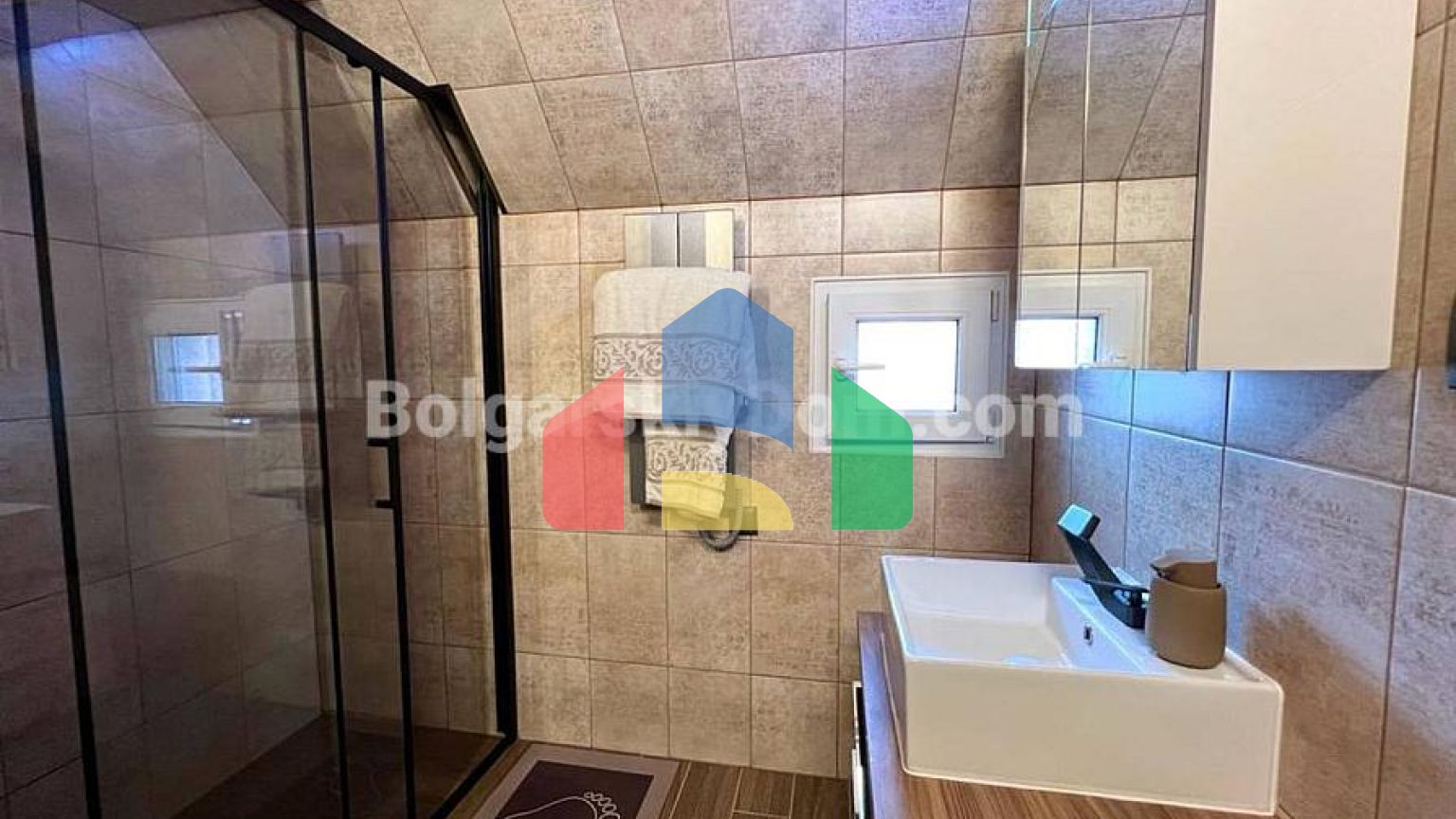 Трикімнатна квартира у Фрідом