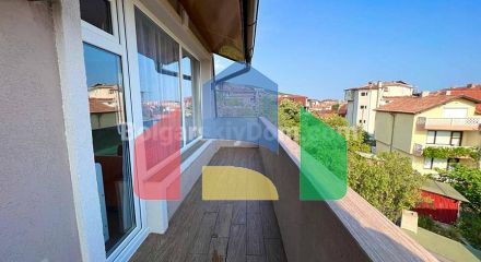 Трикімнатна квартира у Фрідом