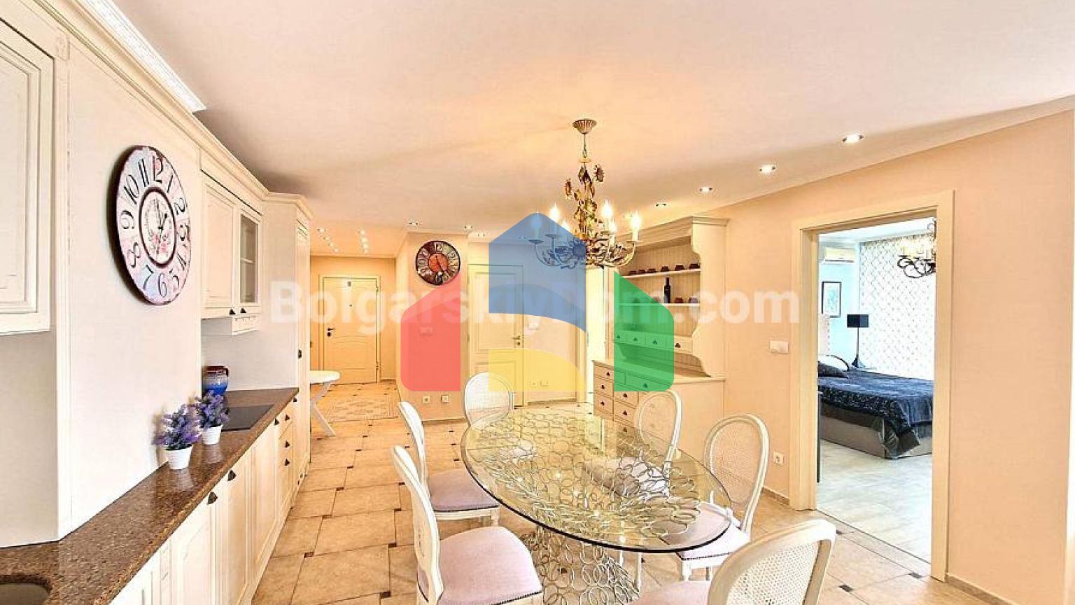 Трикімнатна квартира в Гранд Готель Святий Влас