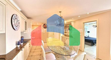 Трикімнатна квартира в Гранд Готель Святий Влас