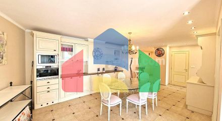 Трикімнатна квартира в Гранд Готель Святий Влас